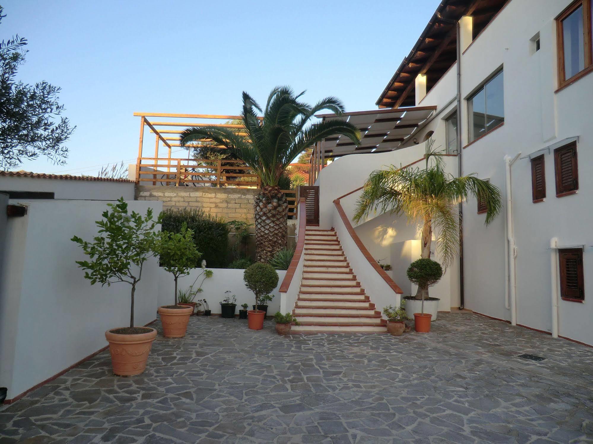 Mediterraneo Mare E Sole Marina di Palma Exterior foto